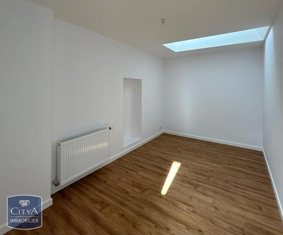 Appartement à louer 3 pièces 71.3m²
