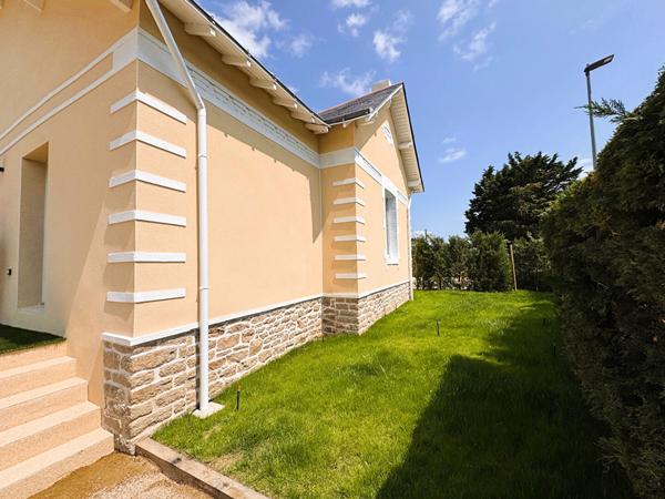 MAISON RÉNOVÉE 2025 ? PROCHE PLAGE & COMMERCES ? 2 SUITES ? JARDIN & STATIONNEMENT
