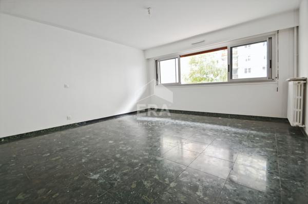 3 pièces 86 m²  Lumineux - Métro L13- Cave & Parking