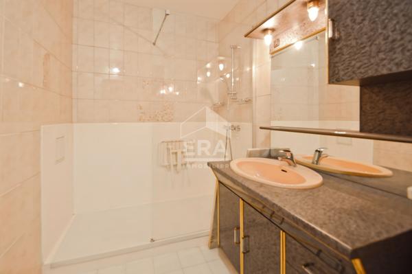 3 pièces 86 m²  Lumineux - Métro L13- Cave & Parking