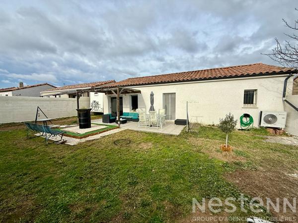 TRÈBES maison de plain-pied construite en 2018 avec terrain clos garage et trois chambres