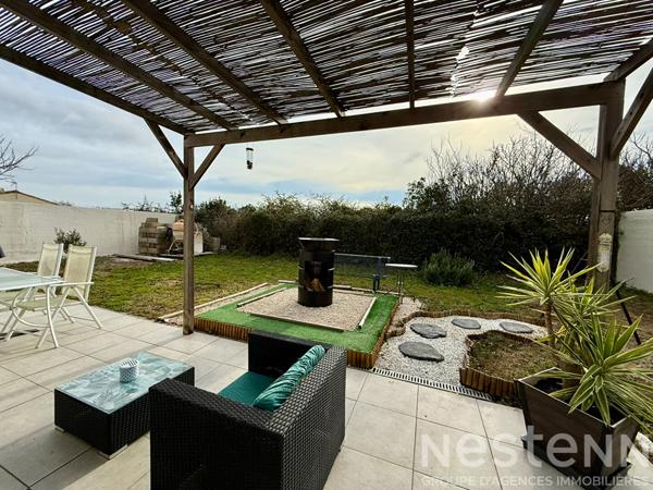 TRÈBES maison de plain-pied construite en 2018 avec terrain clos garage et trois chambres