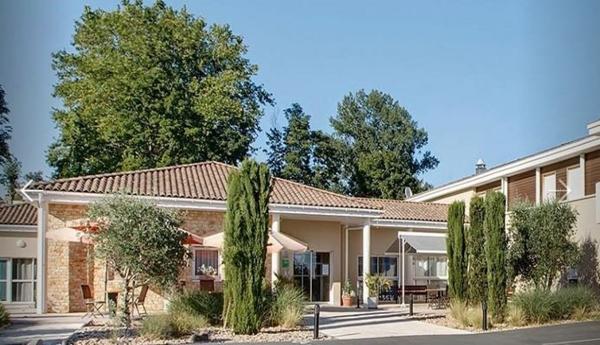 INVESTISSEMENT LOCATIF – Jonzac – Résidence EHPAD Résidence du Bourg Nouveau – 6.55 % de rentabilité