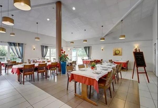 INVESTISSEMENT LOCATIF – Jonzac – Résidence EHPAD Résidence du Bourg Nouveau – 6.55 % de rentabilité