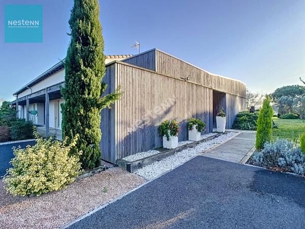 Corps de ferme rénové, 386 m², parc arboré de 8000m², 5 min. de Villefranche de Lauragais