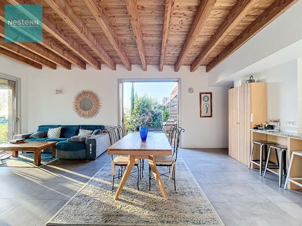 Corps de ferme rénové, 386 m², parc arboré de 8000m², 5 min. de Villefranche de Lauragais