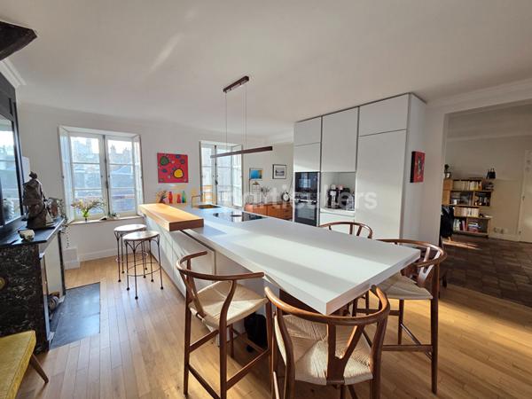 Vente Appartement125,27 m² - 5 Pièces - ORLEANS (45000)