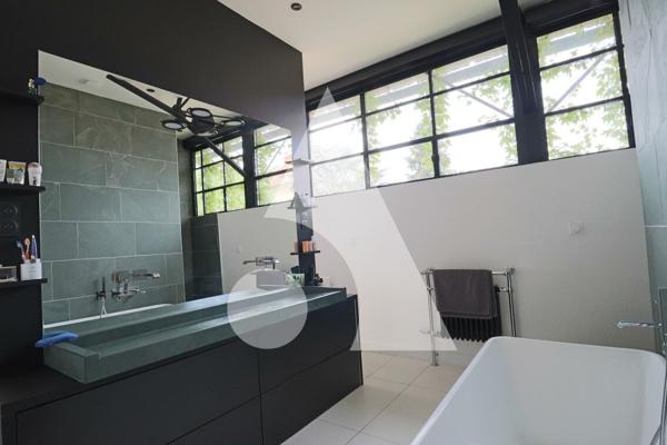 Maison de ville 6 pièces 323 m2