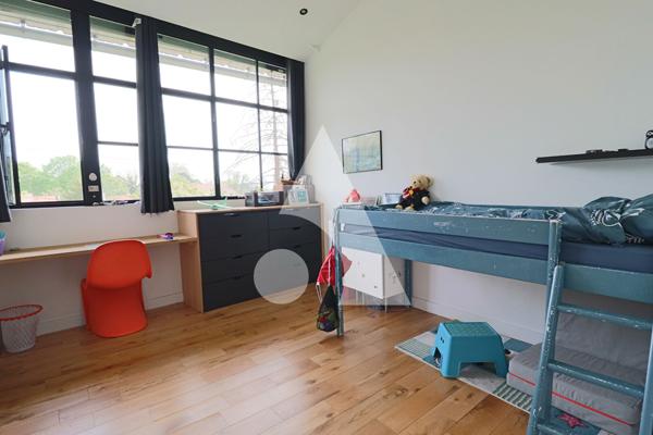 Maison de ville 6 pièces 323 m2