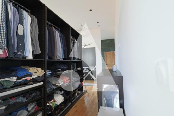 Maison de ville 6 pièces 323 m2