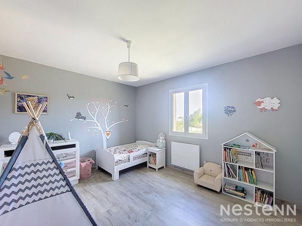 À vendre : Maison contemporaine de 153 m² avec demi-sous-sol à Gondrin, sur terrain de 3500 m²