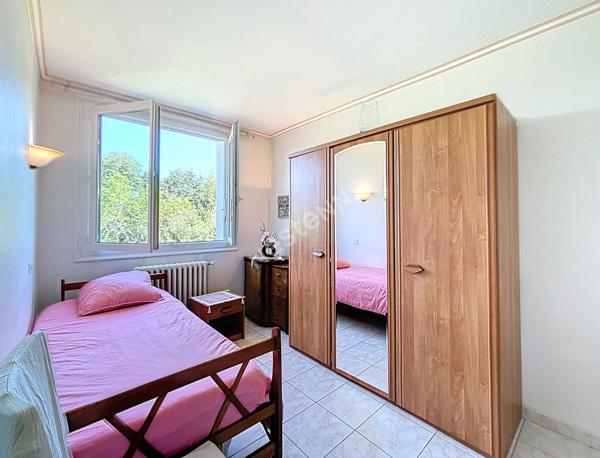 Maison 4 chambres 105 m² avec garage et agréable parc Montauban quartier Pouty