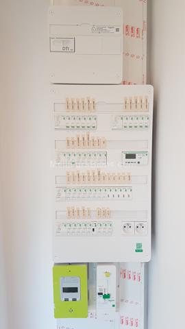 Maison de ville/ 4 chambres / garage