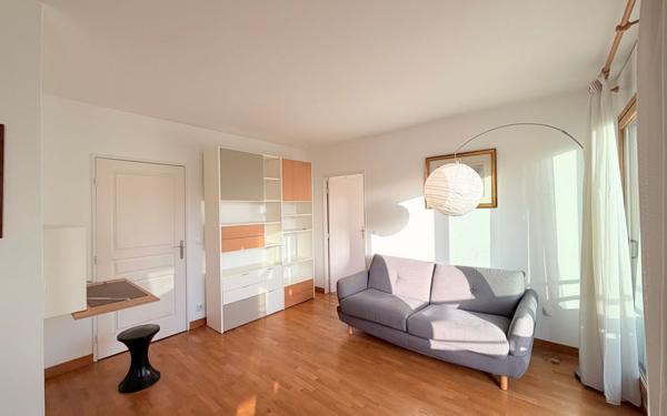Appartement à vendre    2 pièces •  Boulogne-Billancourt