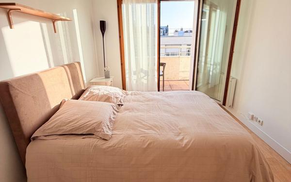 Appartement à vendre    2 pièces •  Boulogne-Billancourt