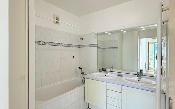 Appartement à vendre    2 pièces •  Boulogne-Billancourt