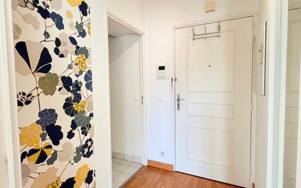 Appartement à vendre    2 pièces •  Boulogne-Billancourt