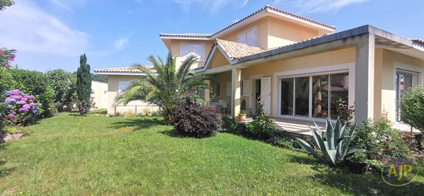 Biens de prestige à vendre Andernos Les Bains : 710 000 € - AJP Immobilier Andernos les Bains