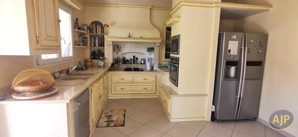 Biens de prestige à vendre Andernos Les Bains : 710 000 € - AJP Immobilier Andernos les Bains