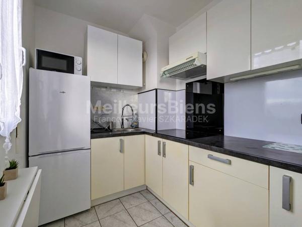 Grand studio aménagé et équipé