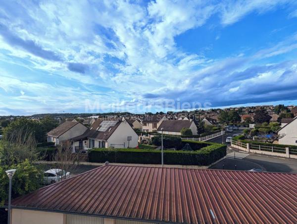 Grand studio aménagé et équipé