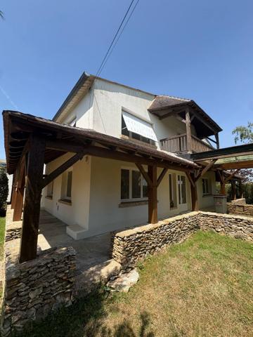 Maison 7 pièces 220 m2
