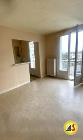 APPARTEMENT T3 REZE