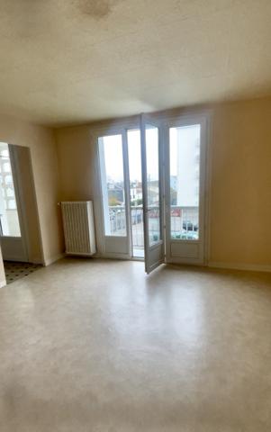APPARTEMENT T3 REZE