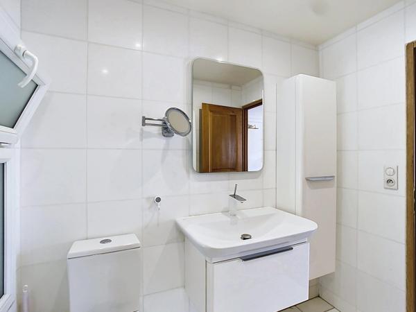 Quartier GAILLON - Rue de La Michodière - T2 de 50 M² - 5ème étage avec ascenseur + Débarras sur palier + cave