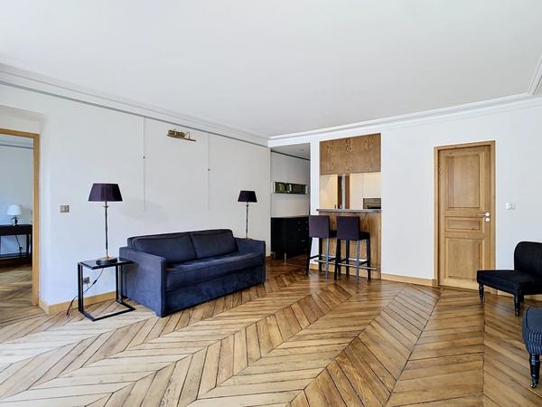 Quartier GAILLON - Rue de La Michodière - T2 de 50 M² - 5ème étage avec ascenseur + Débarras sur palier + cave