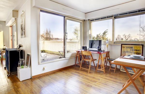 SEVRES Rive Gauche Studio 37m2 avec terrasse et vue