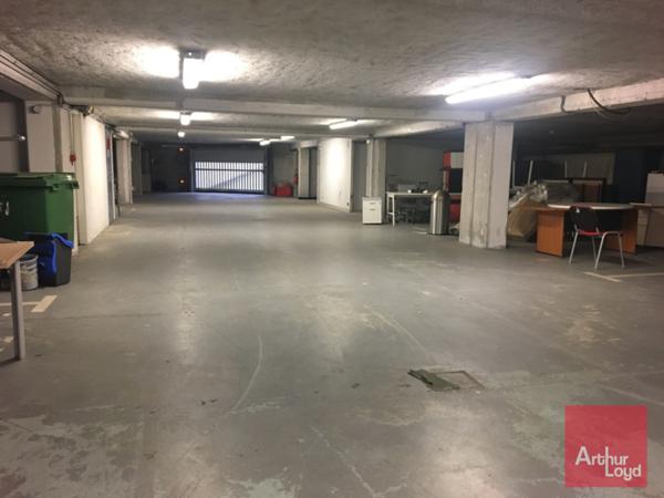 Bureaux à louer Montpellier nombreux parkings disponibles quartier Millénaire