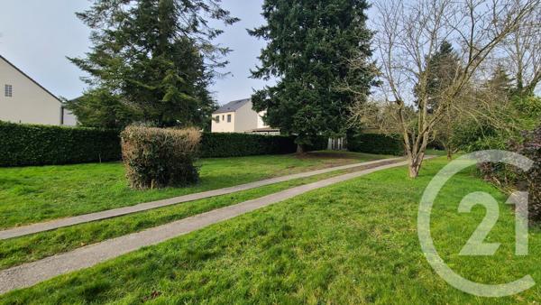 Terrain à vendre  397 m2 COUBRON - 93