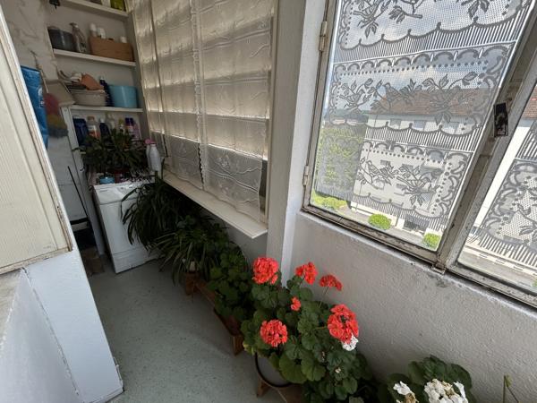 Appartement T4 de 72 m2, avec loggia, garage et cave au coeur des Alouettes Aurillac (15000)