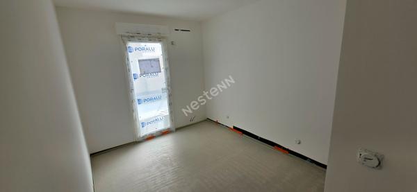 ST LAURENT DE MURE proche CENTRE Avenue Jean Moulin - Appartement 3 pièces NEUF rez-de-jardin - RT2012