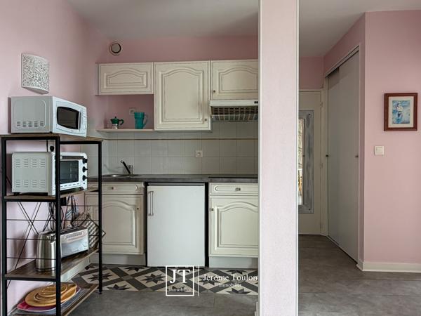Appartement
                                                                                                                                                                                                                                                                                                                        2 pièce(s)                                                                                                                                                                                                          1 chambre(s)                                                                                                                                                                                                          37  m²