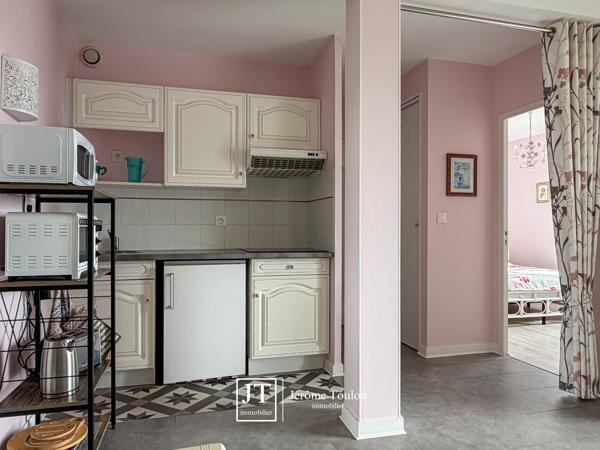 Appartement
                                                                                                                                                                                                                                                                                                                        2 pièce(s)                                                                                                                                                                                                          1 chambre(s)                                                                                                                                                                                                          37  m²