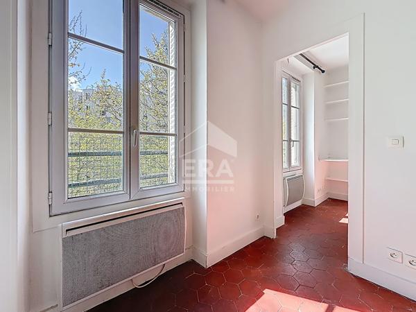 Daumesnil 2 pièces 25m2 dernier étage