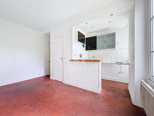Daumesnil 2 pièces 25m2 dernier étage
