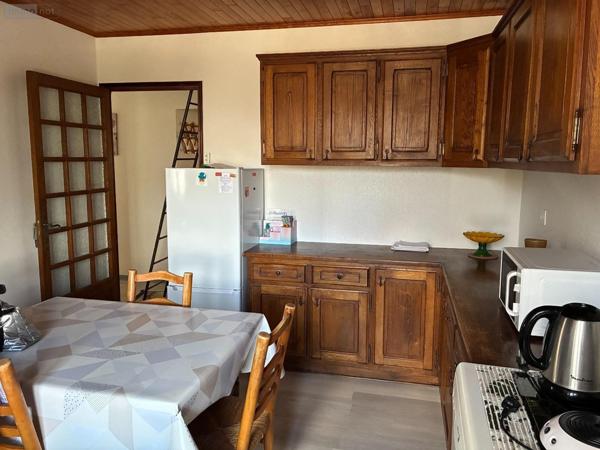 Maison individuelle à vendre à Salles-Curan dans l'Aveyron (12410), ref :