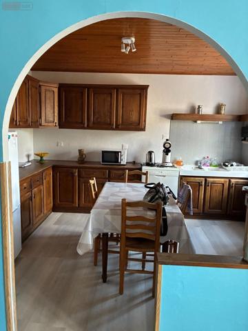 Maison individuelle à vendre à Salles-Curan dans l'Aveyron (12410), ref :