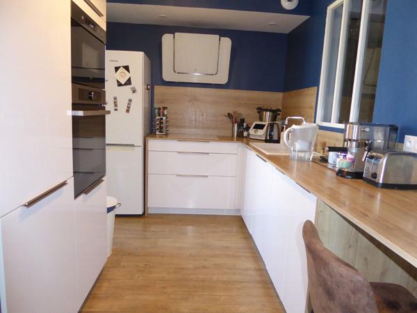 Appartement Aix en Provence 2/3 pièces 60 m2, Loggia et cave privative