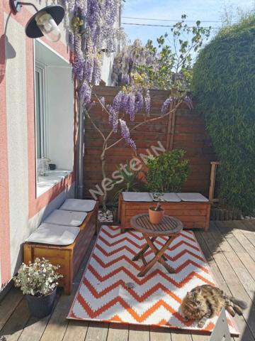 Charmante maison quartier Butte Sainte-Anne à Nantes, au calme. 2 chambres.