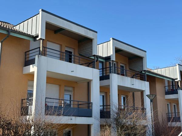 Dpt Ain (01), Investissement locatif pour LMNP- PREVESSIN MOENS appartement T3 meublé