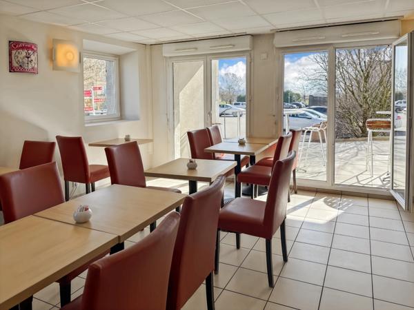 Dpt Ain (01), Investissement locatif pour LMNP- PREVESSIN MOENS appartement T3 meublé