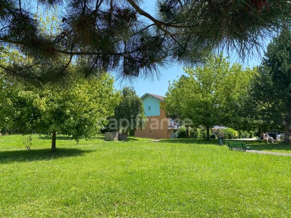 Dpt Ain (01), Investissement locatif pour LMNP- PREVESSIN MOENS appartement T3 meublé