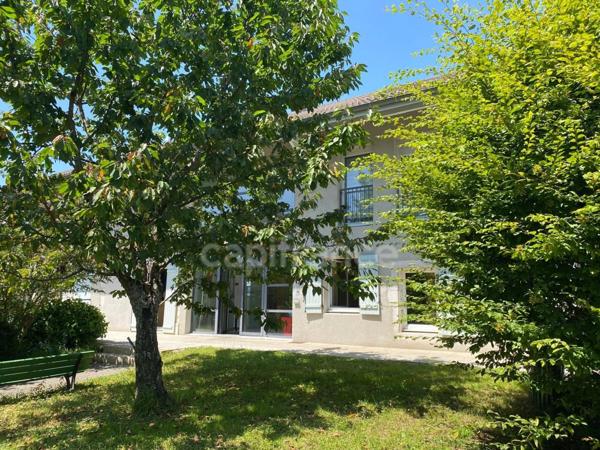 Dpt Ain (01), Investissement locatif pour LMNP- PREVESSIN MOENS appartement T3 meublé