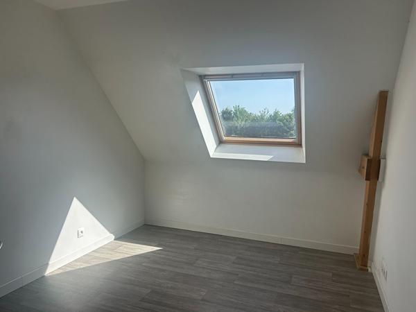 A louer - Maison meublée T6 avec garage et jardin - Trélazé, secteur la Quantinière