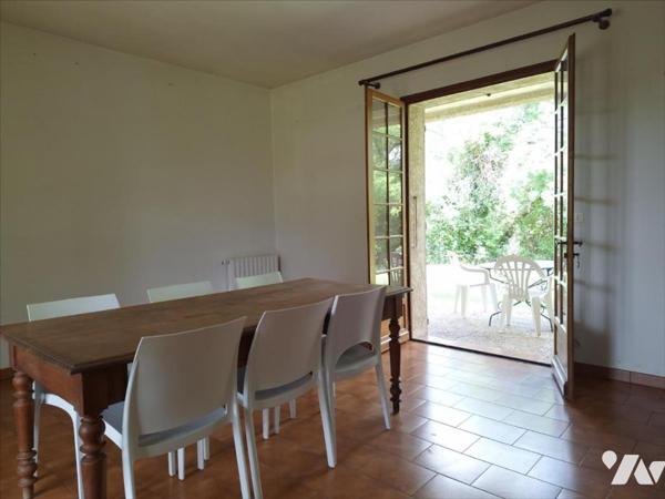 VIC-FEZENSAC, villa de construction traditionnelle  de 145m² + garage et sous-sol sur terrain de 174