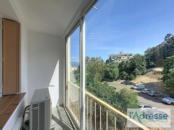 Appartement Ajaccio 2/3 pièces 54.45 m2 - Rue Henri Maillot - Climatisé - parking collectif